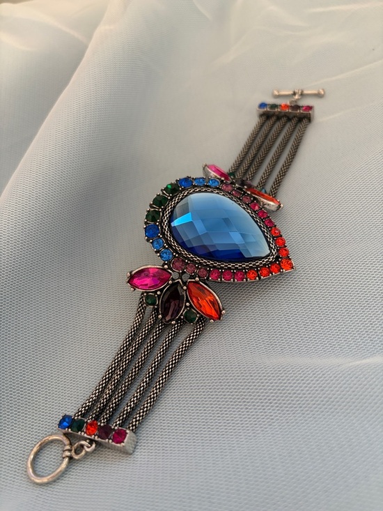 Jewelry - Multicolor Teardrop Crystal Statement Bracelet - Women Jewelry STUNNING